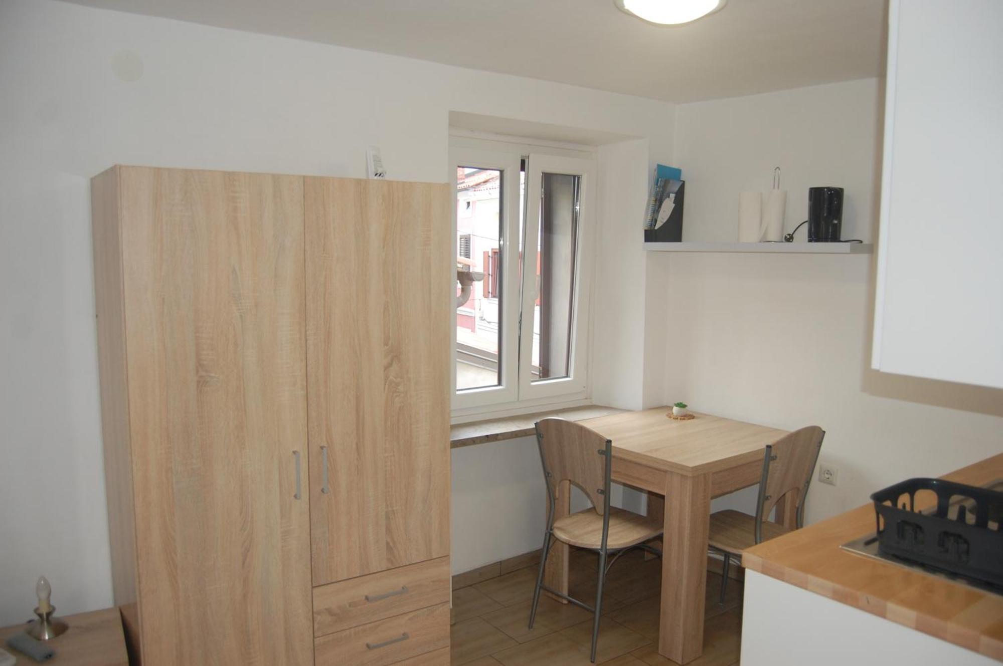 Apartments Dana Изола Екстериор снимка