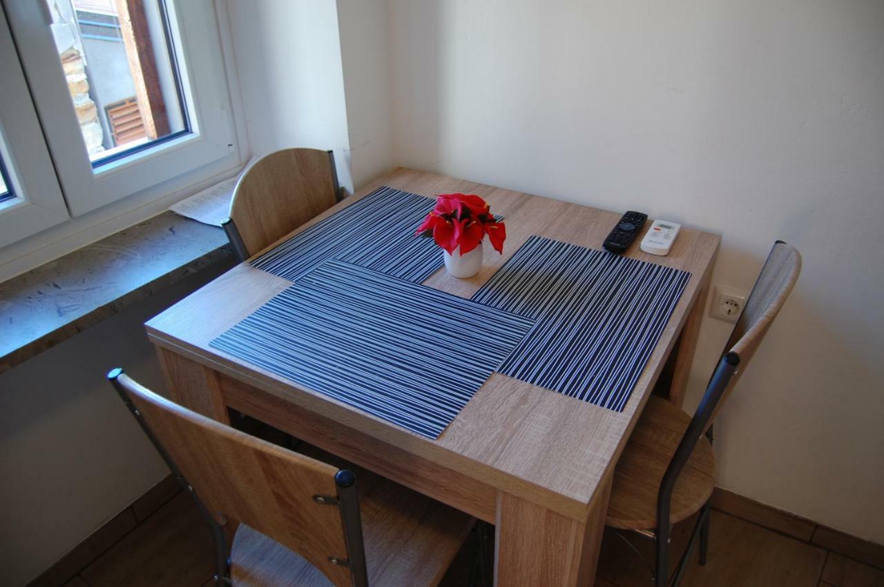 Apartments Dana Изола Екстериор снимка