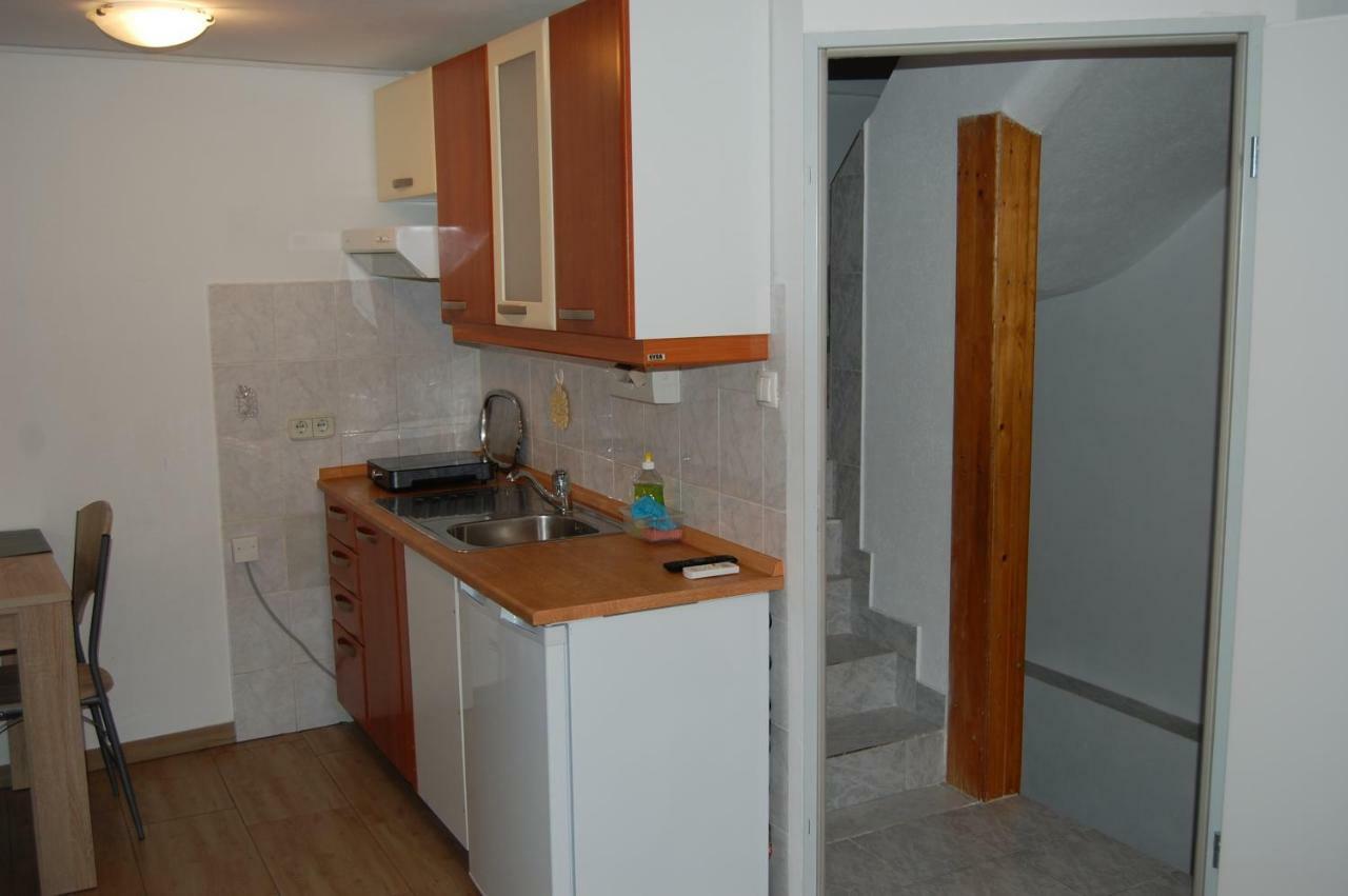 Apartments Dana Изола Екстериор снимка